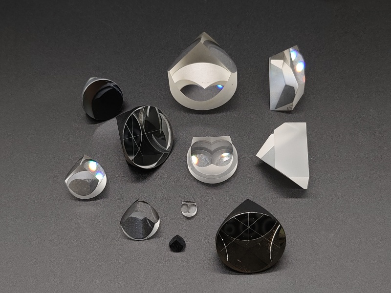 角锥棱镜(锥体棱镜)